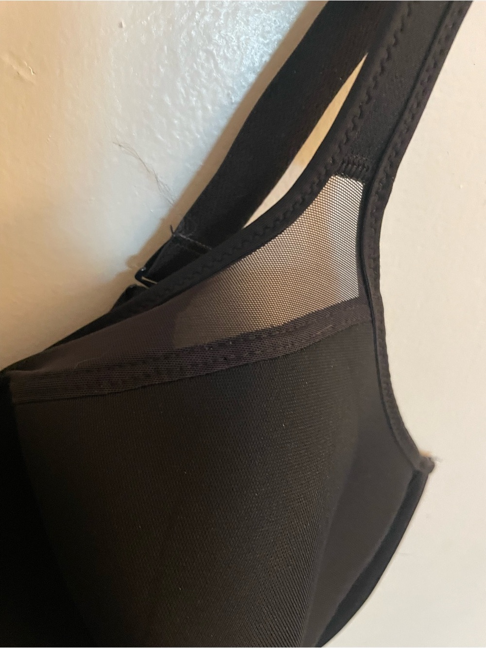 Bali Black Underwire T-Shirt Bra - Picture 3 of 7